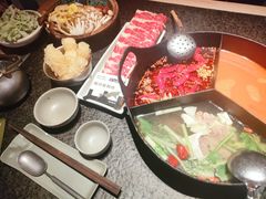 -三出山火锅(南京万象天地店)