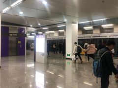 -红土地(地铁站)