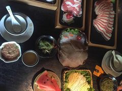 -湊湊火锅·茶憩(新中关购物中心店)