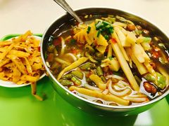 -卓雅桂林米粉
