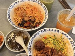 -梅溪·小伙子干挑面(安吉总店)