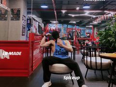 -KingBull私教健身&格斗订制(龙井商业中心店)