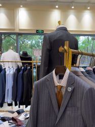 -MR.COLLECTION西装先生(富华里店)