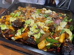 -干老庆贵州留一手烤鱼·地摊火锅(财经大学店)