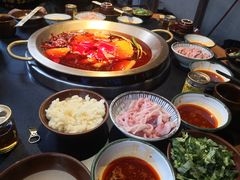 -王婆乔鲜鱼自助火锅(蜀汉路店)