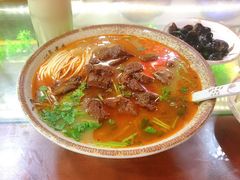 -金杨拉面王小吃面馆·牛三宝面·红烧牛肉粉
