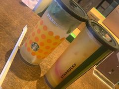 -星巴克(静安嘉里中心B2店)