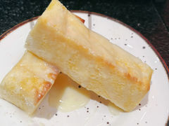 -何妹湿辣牛肉·粤式烧烤砂煲(桂雅路店)
