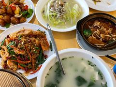 -鹏城人家海鲜酒家·23年老字号(较场尾店)