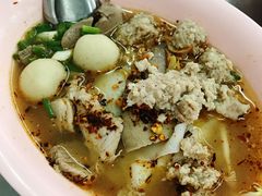 混合酸汤宽粉-榮泰米粉湯(Left Shop)