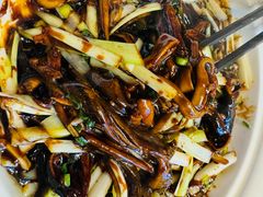 -魏铭鱼头捞饭(晋阳路店)