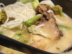 -桥思缘云南过桥米线