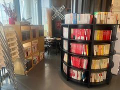 -汽车博物馆主题餐厅