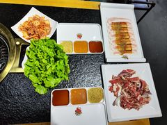 -牛鲜盛齐齐哈尔烤肉(曹路店)