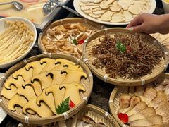 -皇城老妈·大连海鲜火锅(港湾店)