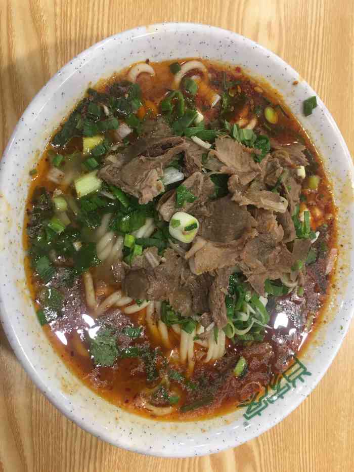 肖家客饸饹面"开在健身房楼下的饸铹面还有豆腐菜,味道真.