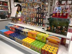 -泡泡玛特POPMART(蓝色港湾店)