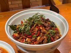 -老滇山寨•云南特色菜•地方菜•民族风情歌舞表演(金碧店)