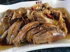 -瑞丰园庭院餐厅·白族传统家常菜