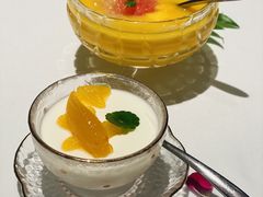 金鱼酸奶冻-醉辉皇上海之巅(上海中心大厦店)