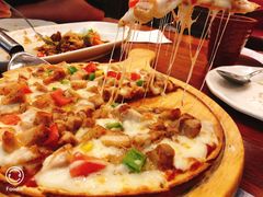 -玛格萝妮比萨屋(四平店)