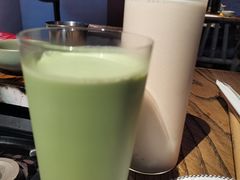 买的奶茶-毛辣果·酸