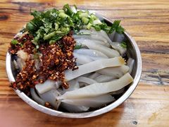 -小锅巴纳西餐厅
