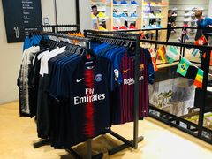 -NIKE品牌体验店(北京蓝色港湾店)