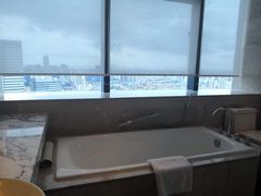 -上海龙之梦万丽酒店