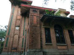 -中山大学广州校区南校园怀士堂