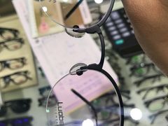 -中国丹阳眼镜城