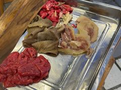 -金鼎雪山牦牛杂火锅(理县总店)