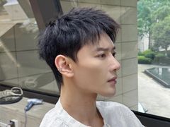 -鸿通城购物中心