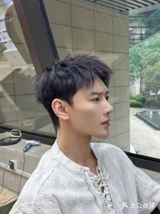 鸿通城购物中心图片