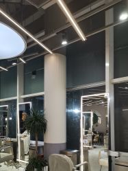 -PE SALON 