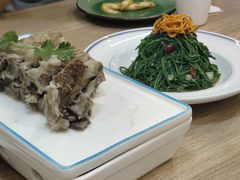 凉拌沙葱-阿西娅·西北妈妈拿手菜(华联店)