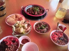 -大众跷脚牛肉馆·非遗传承单位(峨眉山店)