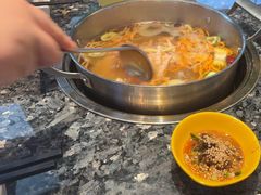-一席地·本地鸡窝·杭帮鸡火锅(萧山银隆百货店)