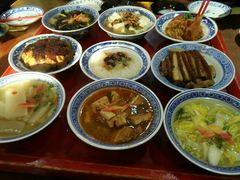 -蓝田九大碗民俗食府(蓝田店)
