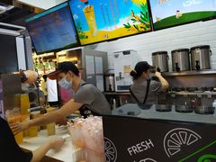 -CoCo都可(小寨赛格店)