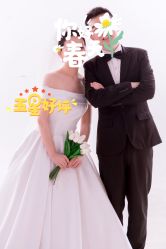 -巴黎时尚婚纱摄影(南汇店)