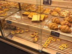 -Bread Talk 面包新语(荟聚店)