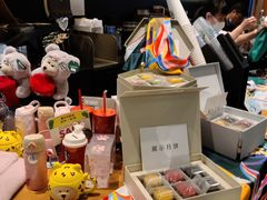 -星巴克臻选(华堂·新辰汇店)