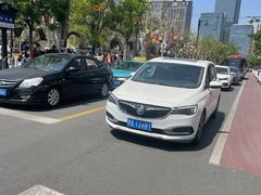 -民园广场