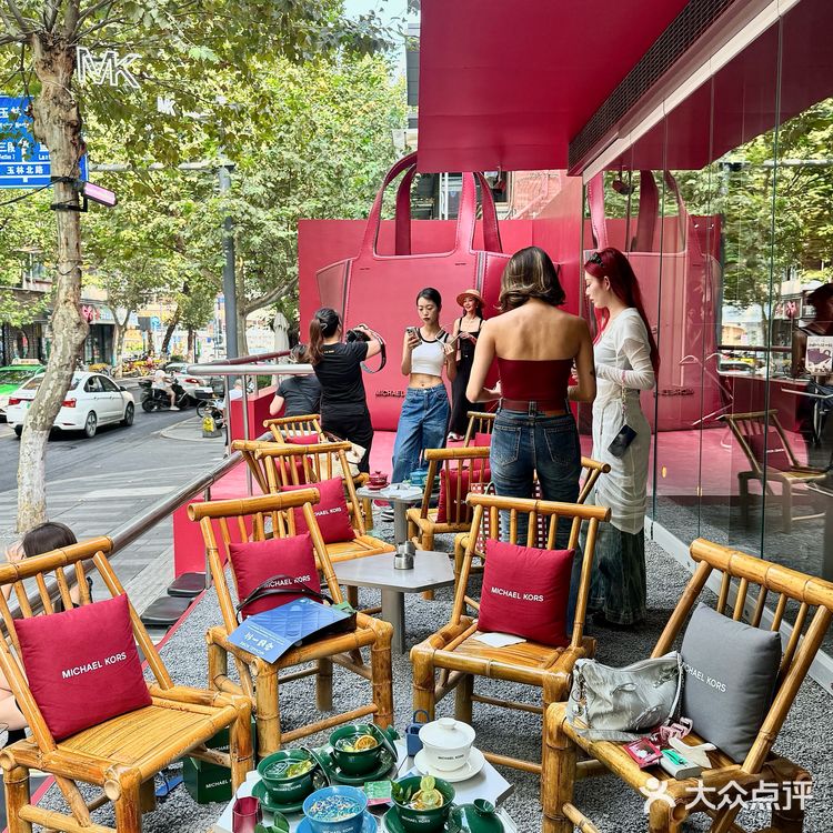 MK成都快闪 杨紫同款机位已get