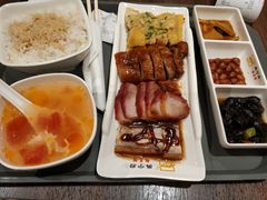 -大食代美食广场(上海中心店)