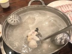 白粥底火锅-正能量脆肉鲩火锅