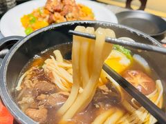 牛肉温泉蛋乌冬面-山上下日本料理(万象城店)