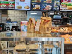 面包甜点陈列柜-汉堡王(北京三里屯购物中心)