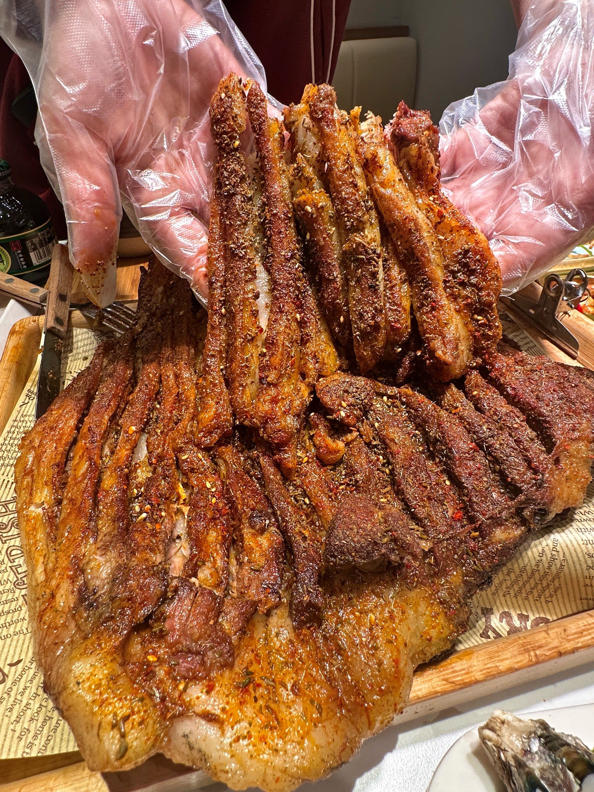 哈尔滨!反复来吃才敢推荐的脆皮烤羊排!